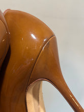 Load image into Gallery viewer, Manolo Blahnik Caramel Maryjane Patent Leather Shoes

