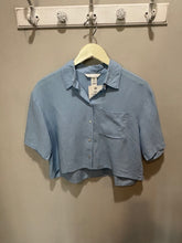 Load image into Gallery viewer, Light Blue Cropped Button Down Top
