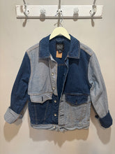 Load image into Gallery viewer, BDG Multiwash Denim Jacket
