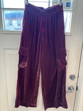 Load image into Gallery viewer, Mauve Velvet Cargo Pants
