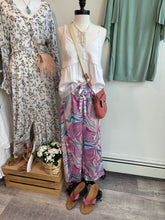 Load image into Gallery viewer, Vintage Context Crochet Silk Top
