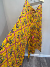Load image into Gallery viewer, Free People Yellow Pattern Wideleg Pants
