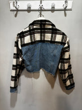 Load image into Gallery viewer, Vintage Vintage Havana Falnnel Denim Jacket
