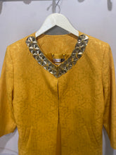 Load image into Gallery viewer, Vintage Liven Yellow Embellished Duster
