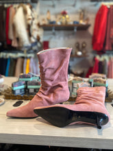 Load image into Gallery viewer, Vintage Lumiani Pink Suede Boots
